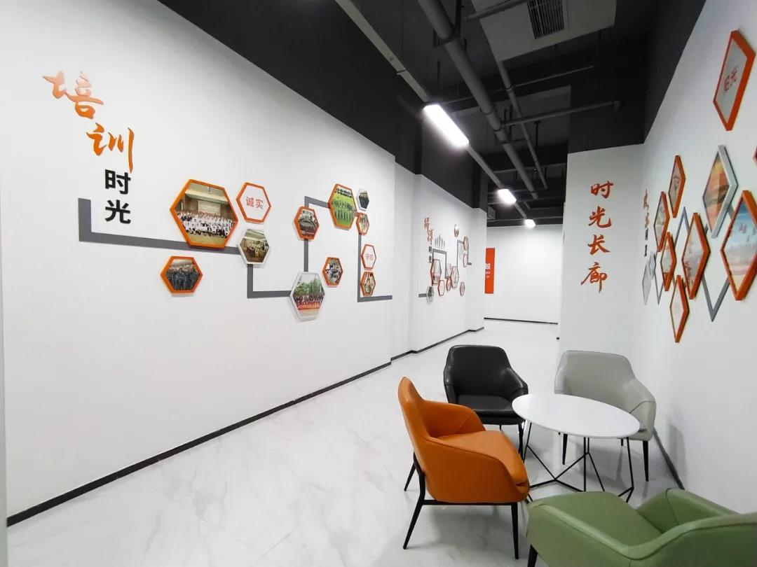 百創(chuàng  )精品項目 | 百創(chuàng  )集團總承建的鴻榮源物業(yè)培訓中心圓滿(mǎn)竣工！